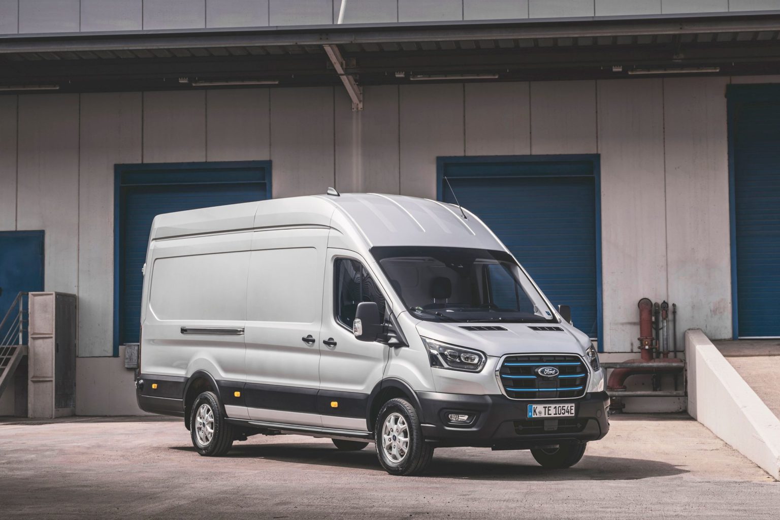 Ford Van ETransit 2024 Ficha Técnica, Preço e Consumo