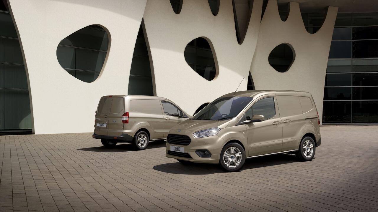 Foto do Ford Courier 2024