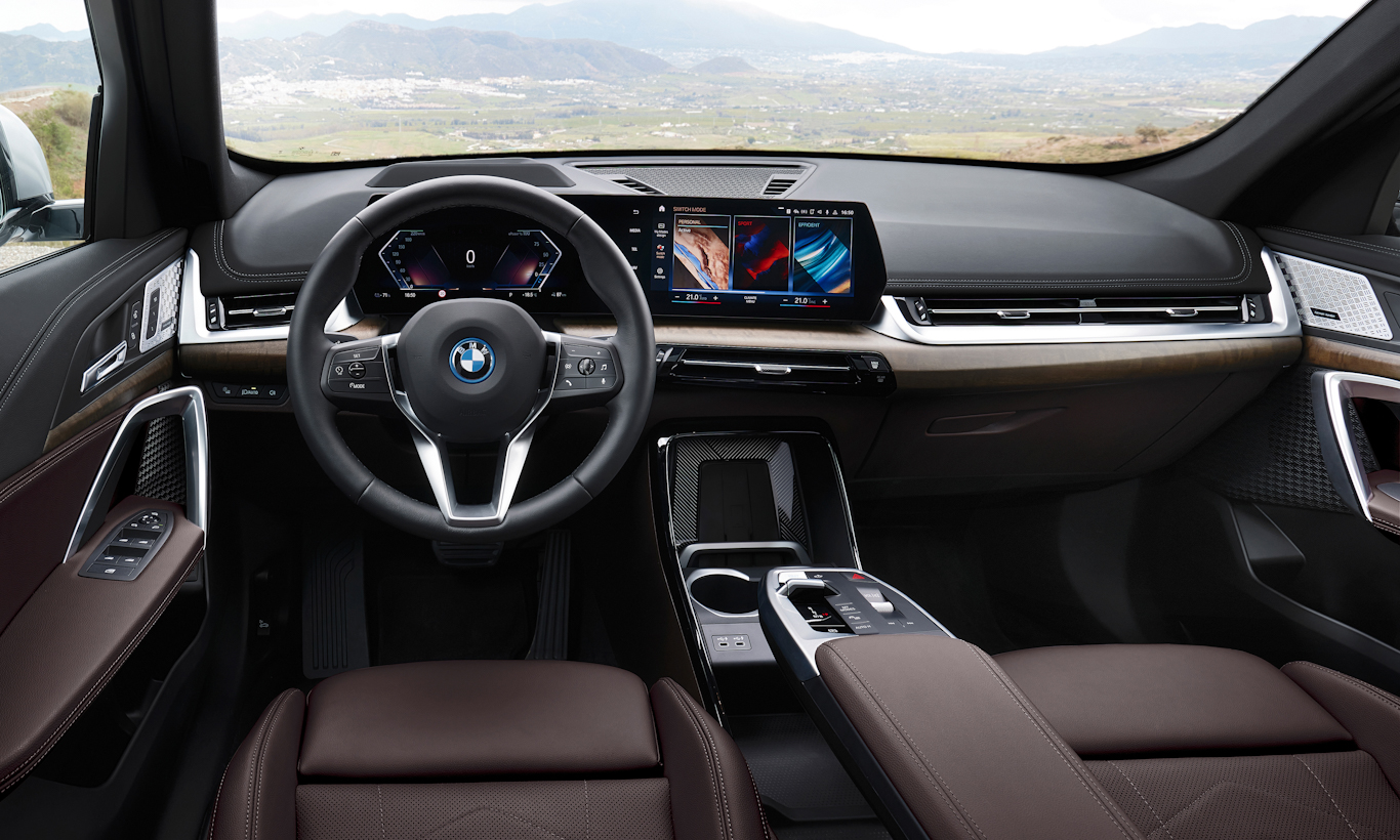 Interior do BMW iX1 2024 